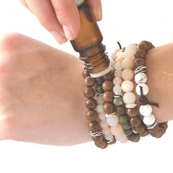 Aromatherapy Lava Stone Handmade Beaded Bracelet - Picture 5 of 6